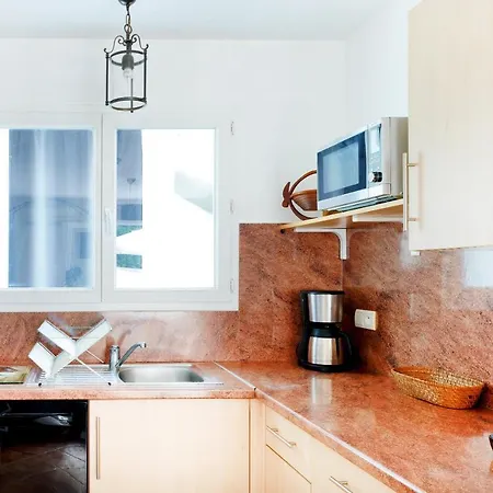 Au Pays Basque Апартаменты Ahetze